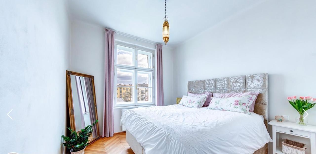 City Center Apartment Hradec Králové Dış mekan fotoğraf